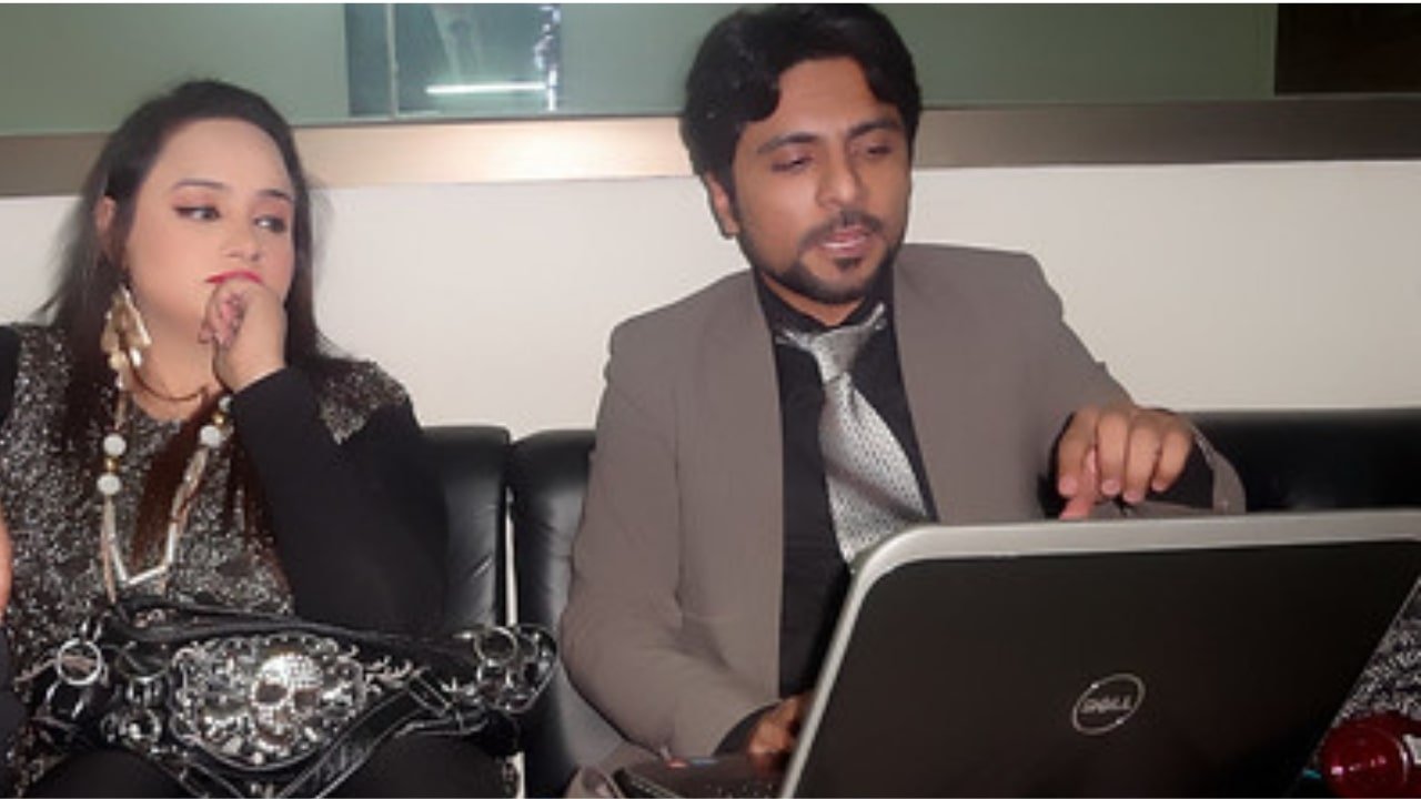 Kamran Hayat, a leading Pakistani IT Expert, Digital Media Specialist, and TV Anchor. He is the Chairman of KamariiAdd and known for designing official websites and social media platforms for politicians, showbiz celebrities, and national personalities. Recognized as one of Pakistan’s top digital experts, he has played a key role in promoting Pakistan’s talent globally through innovative online promotion.