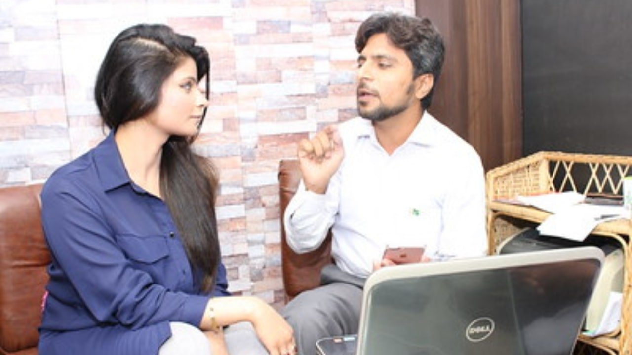 Kamran Hayat, a leading Pakistani IT Expert, Digital Media Specialist, and TV Anchor. He is the Chairman of KamariiAdd and known for designing official websites and social media platforms for politicians, showbiz celebrities, and national personalities. Recognized as one of Pakistan’s top digital experts, he has played a key role in promoting Pakistan’s talent globally through innovative online promotion.