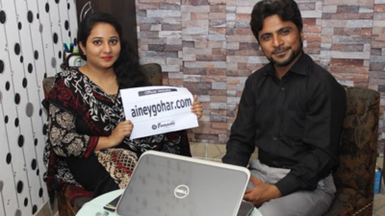 Kamran Hayat, a leading Pakistani IT Expert, Digital Media Specialist, and TV Anchor. He is the Chairman of KamariiAdd and known for designing official websites and social media platforms for politicians, showbiz celebrities, and national personalities. Recognized as one of Pakistan’s top digital experts, he has played a key role in promoting Pakistan’s talent globally through innovative online promotion.